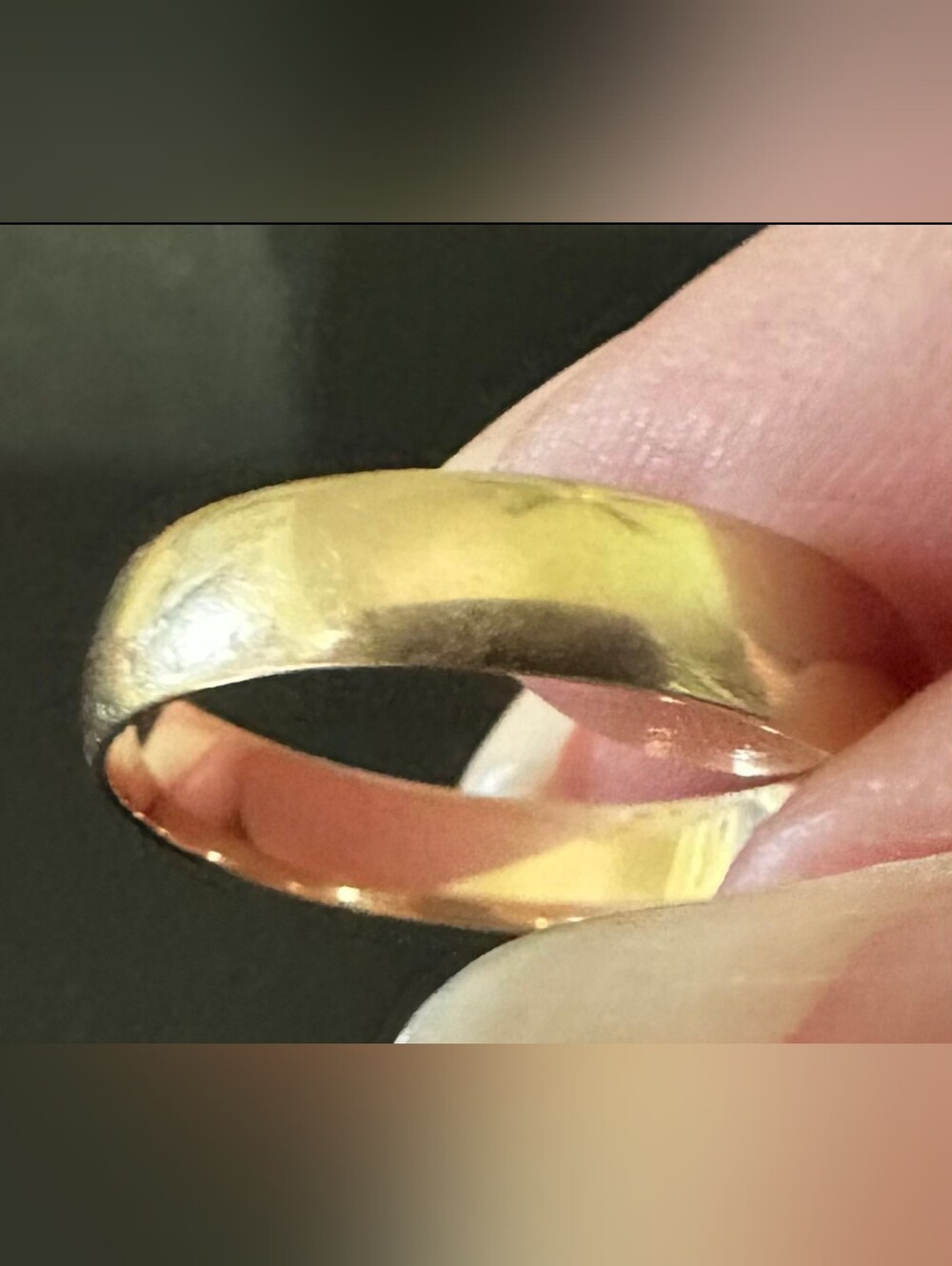 10k Yellow Gold Wedding Band Ring